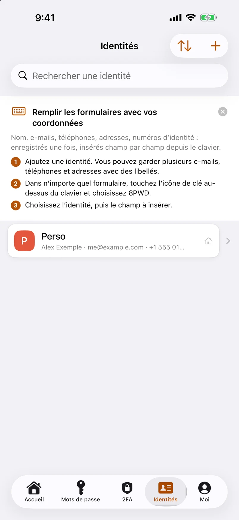 Identités : plusieurs e-mails, téléphones, adresses et documents