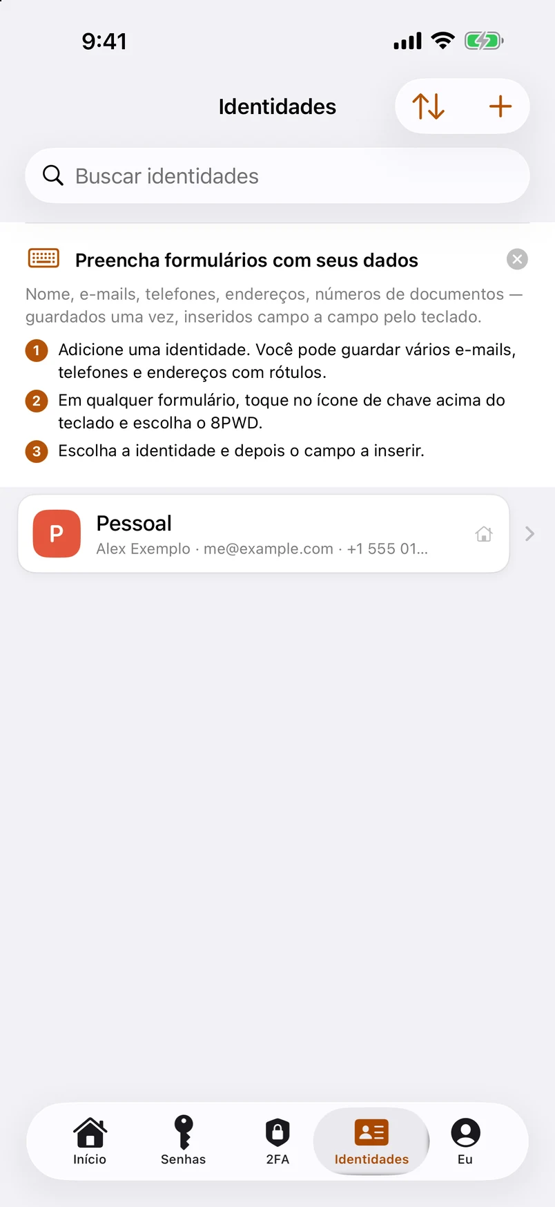 Identidades: vários e-mails, telefones, endereços e documentos